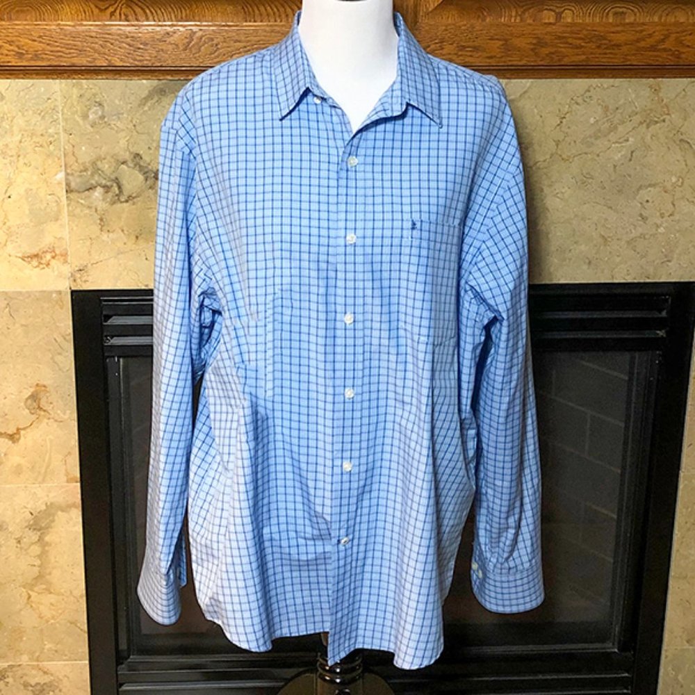 NWOT. IZOD Men's Checkered Dress Shirt